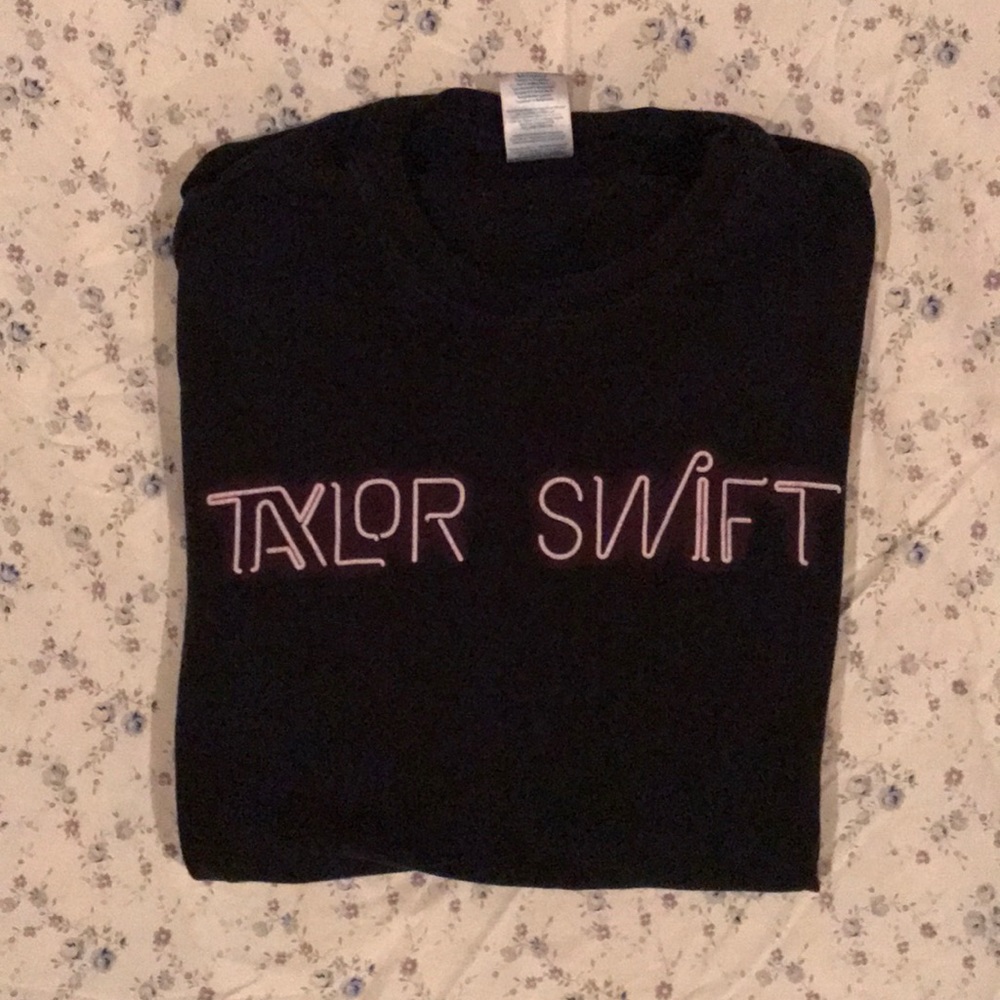 Taylor Swift 1989 World Tour T-Shirt